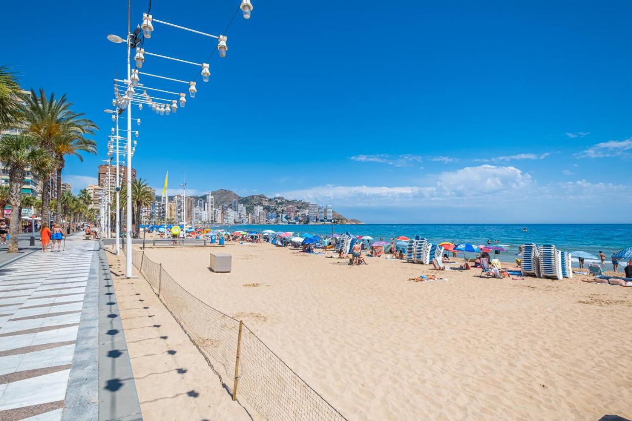 Lux Center 5-D Apartment Benidorm Luaran gambar