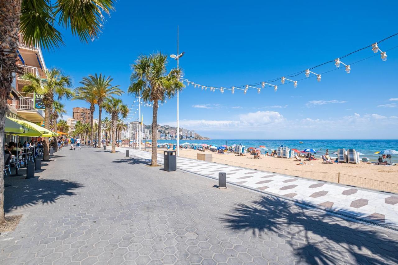 Lux Center 5-D Apartment Benidorm Luaran gambar