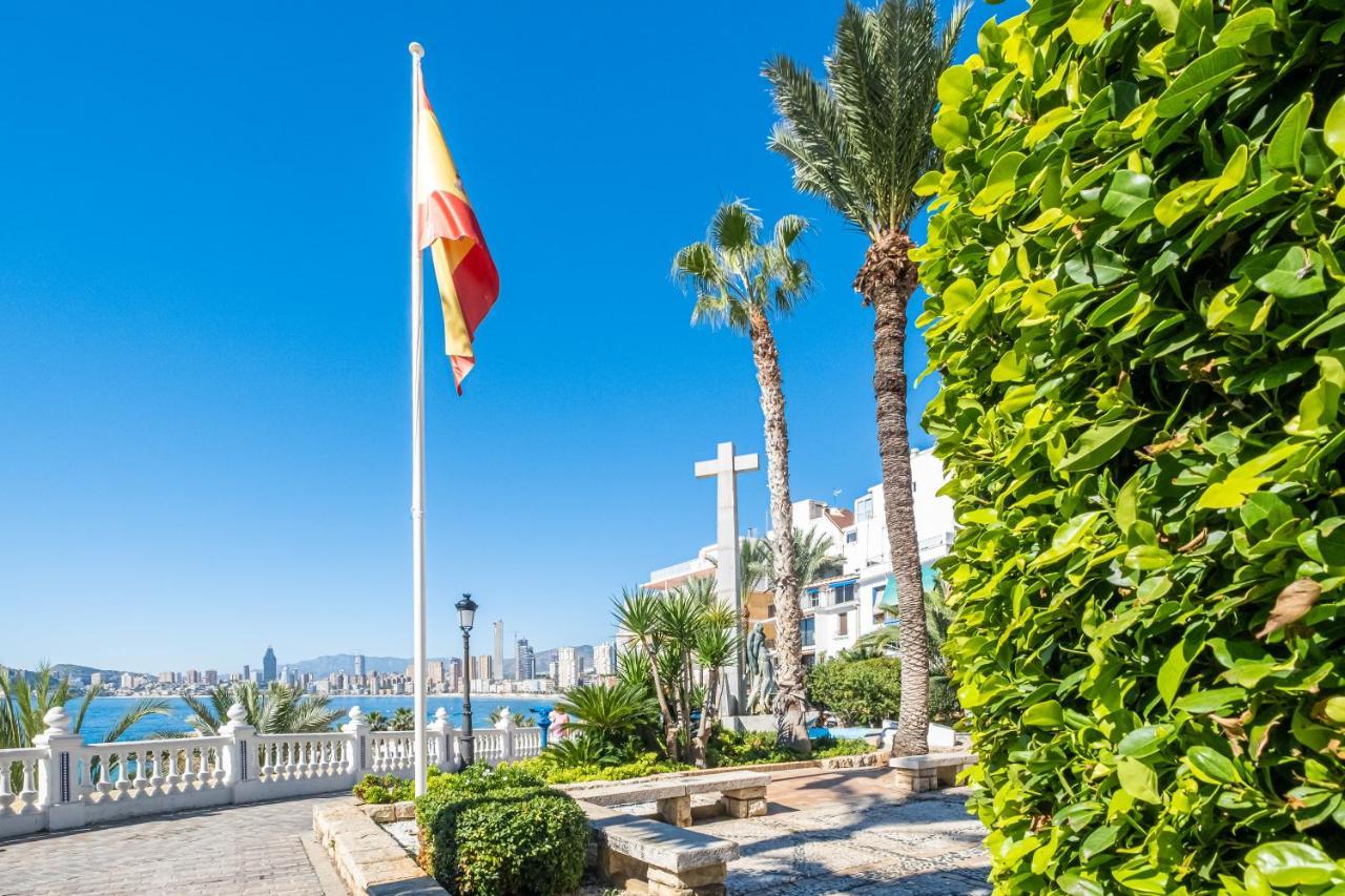 Lux Center 5-D Apartment Benidorm Luaran gambar