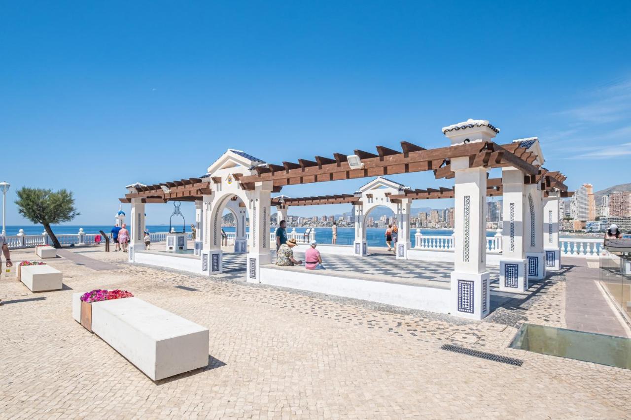 Lux Center 5-D Apartment Benidorm Luaran gambar