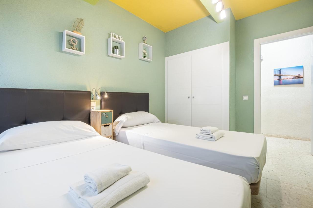 Lux Center 5-D Apartment Benidorm Luaran gambar
