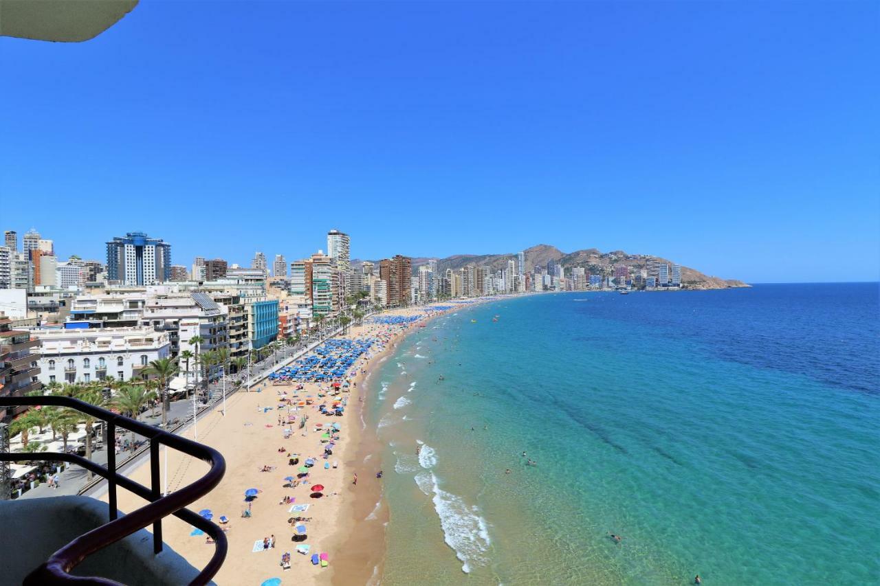 Lux Center 5-D Apartment Benidorm Luaran gambar